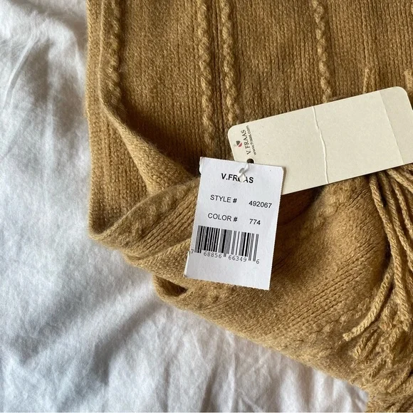 NWT V. Fraas fringe scarf​ - Picture 4 of 5